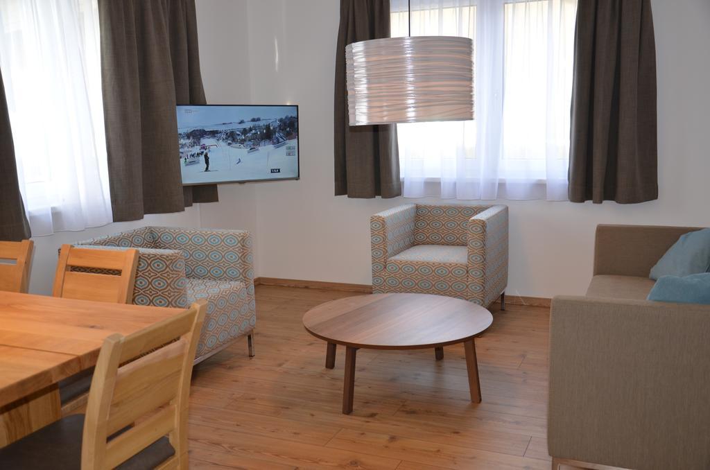 Apartment Haus Van Der Leij Russbach am Pass Gschuett Phòng bức ảnh